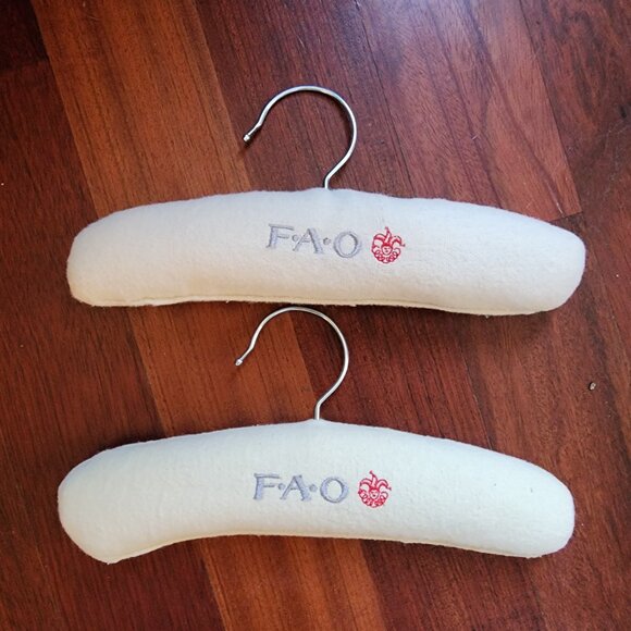 FAO Schwarz Plush Super Soft Baby Hangers - Picture 4 of 7